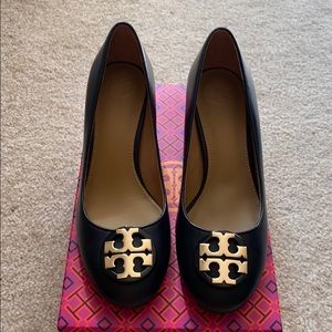 Tory Burch black pumps